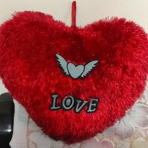 Love cushion